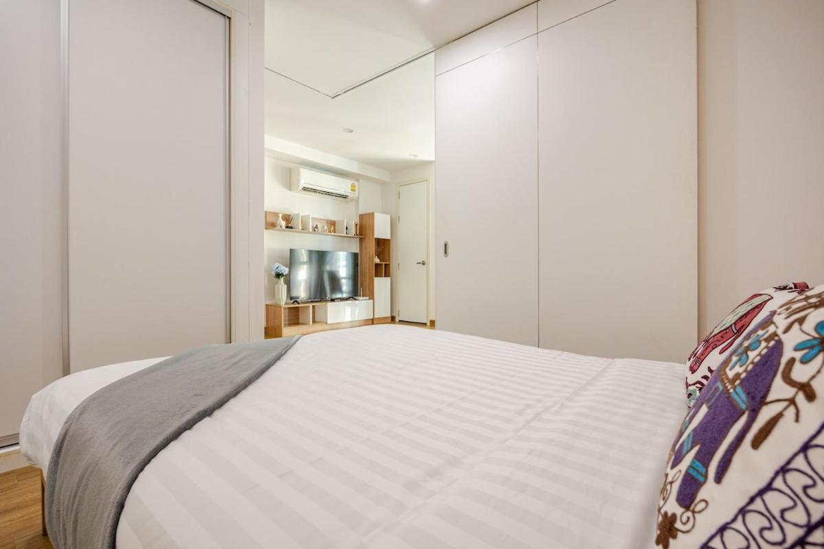 Symbol Of Nimmanhaemin - The Nimmana Apartment *